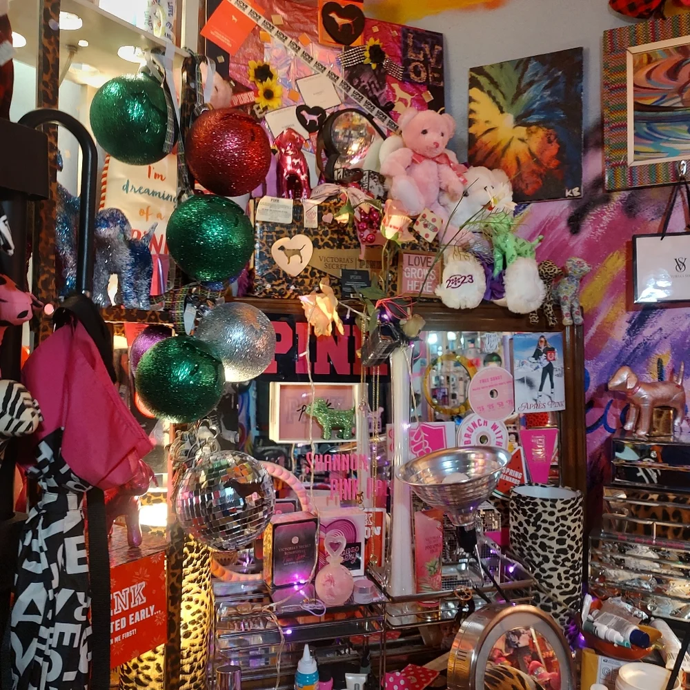 My Pink Collection - Picture 5 of 12